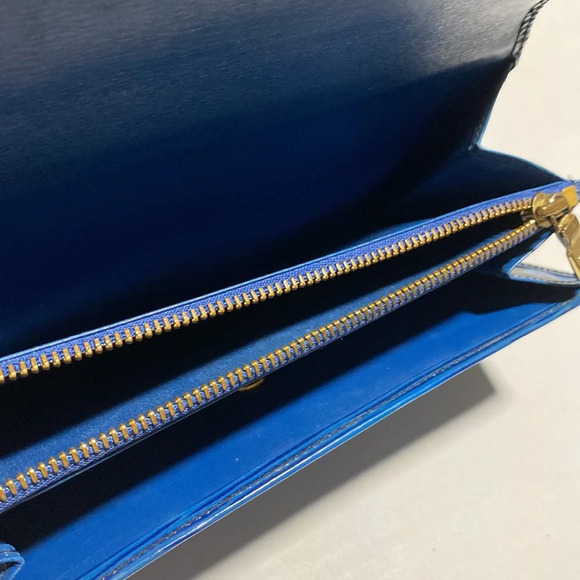 Authentic Louis Vuitton Malletier Blue Epi - Picture 11 of 17